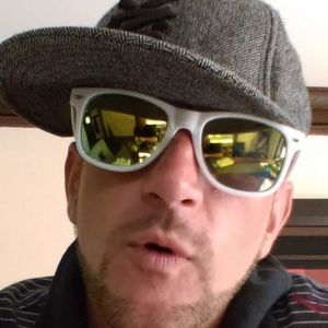 Meet your Posher, Brad